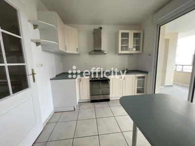 Appartement - 72 m² - 3 pièces