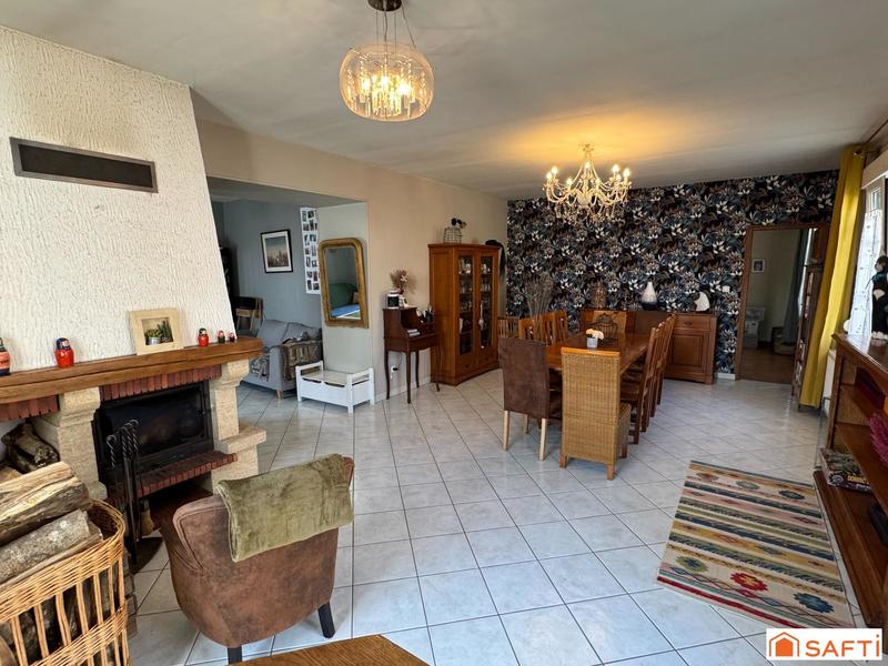 Maison - 137 m² - 6 pièces