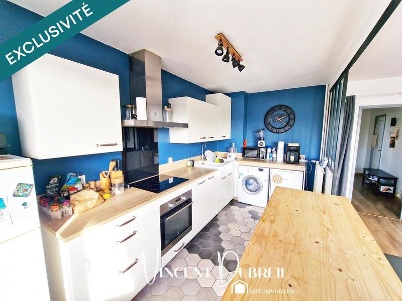 Appartement - 80 m² - 4 pièces