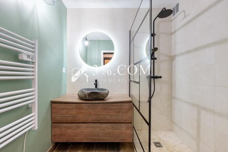 Studio - 68 m² - 2 pièces