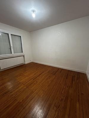 Maison - 102 m² - 4 pièces