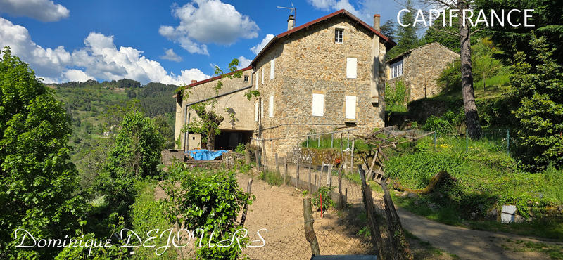 Maison - 280 m² - 13 pièces