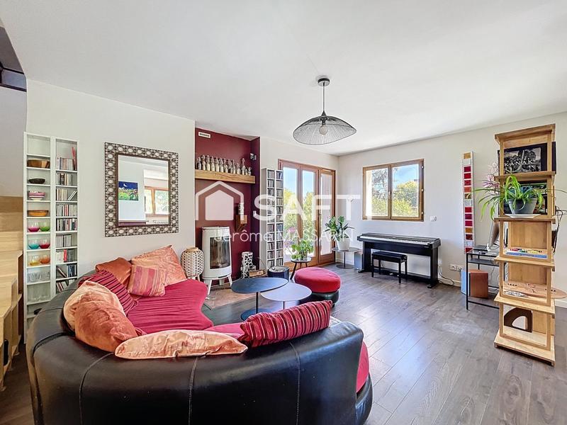 Maison - 205 m² - 8 pièces