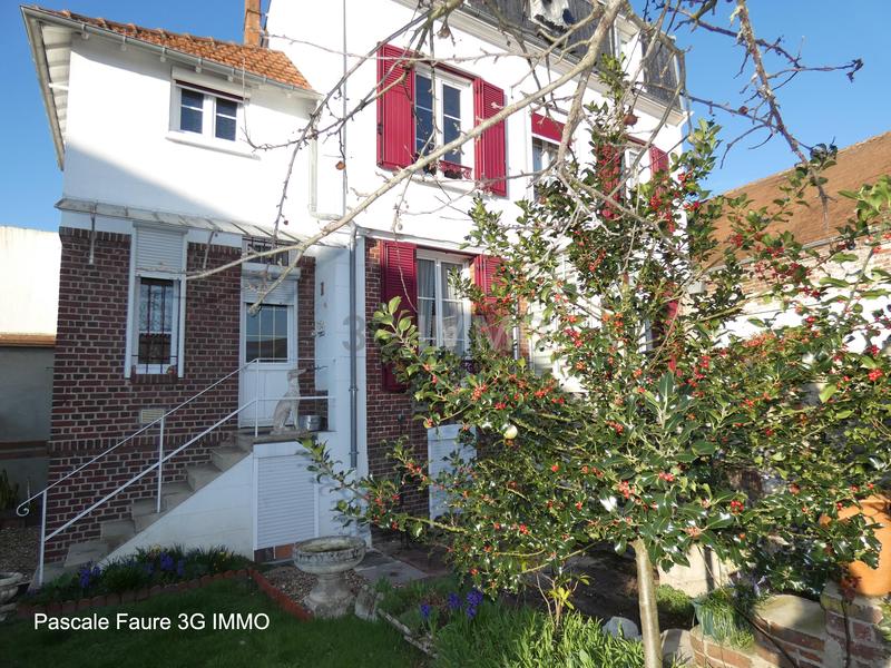 Villa - 121 m² - 6 pièces