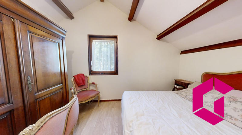 Maison - 143 m² - 7 pièces