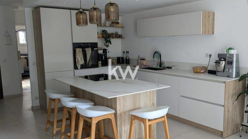 Maison - 116 m² - 5 pièces