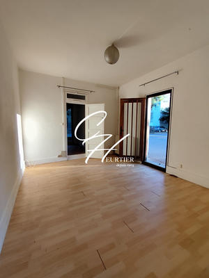 Maison - 65 m² - 3 pièces