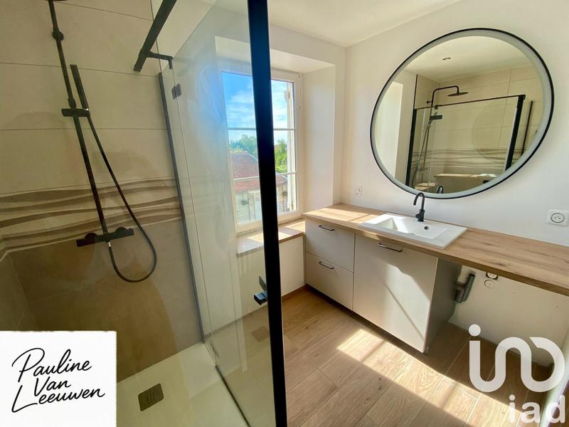 Maison - 243 m² - 5 pièces