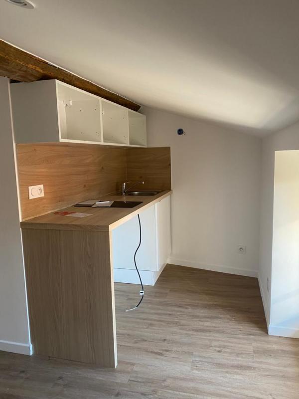 Studio - 14 m² - 1 pièce