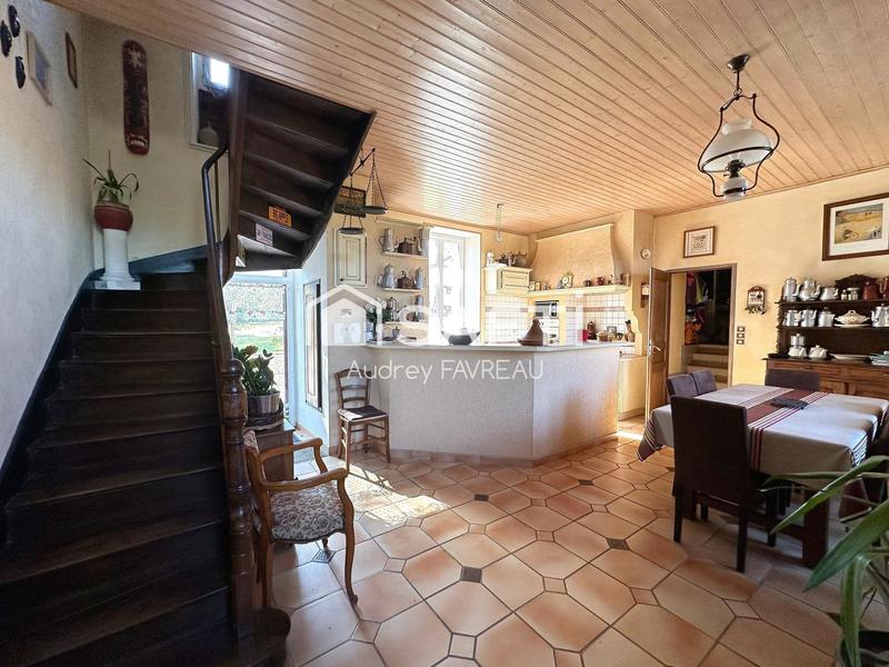 Maison - 142 m² - 6 pièces