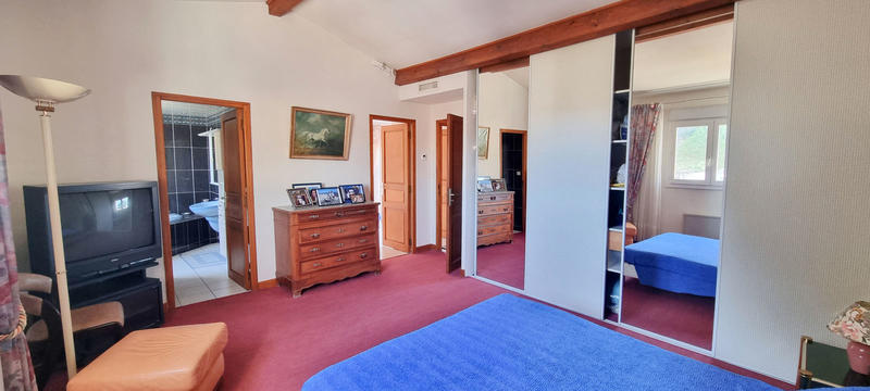 Villa - 140 m² - 5 pièces