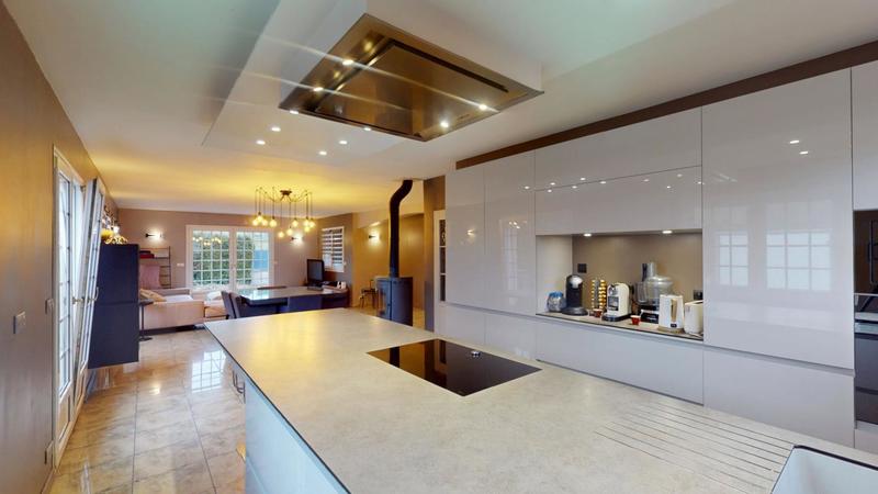 Loft - 150 m² - 5 pièces