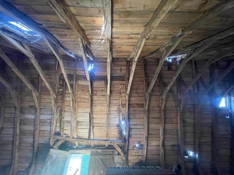 Grange - 295 m² - 2 pièces