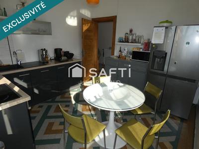 Maison - 137 m² - 6 pièces