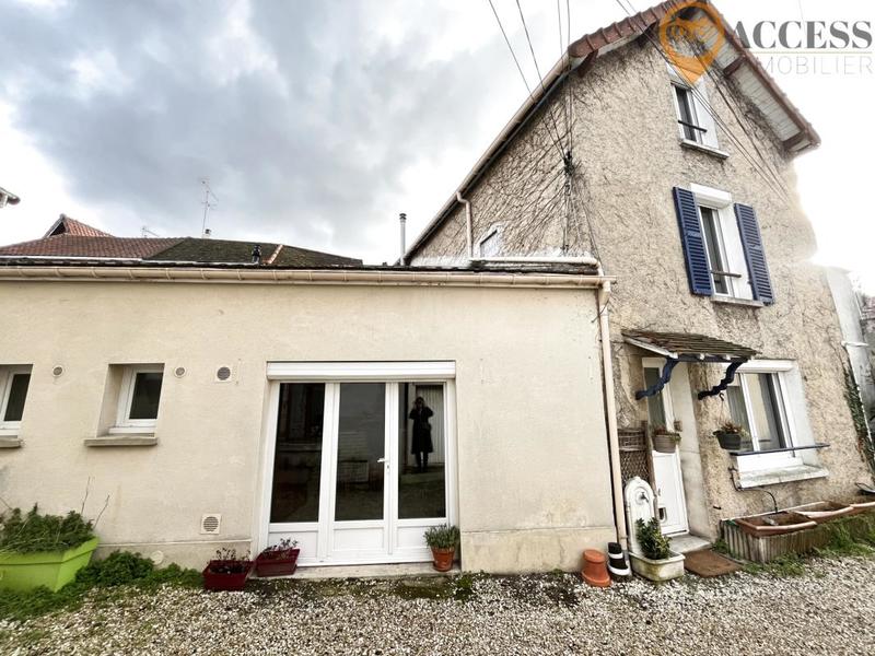 Maison de ville - 100 m² - 4 pièces