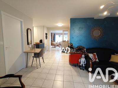 Maison - 94 m² - 4 pièces