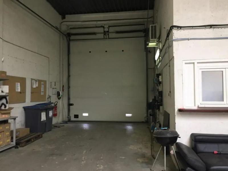 Local d'activités - 630 m²