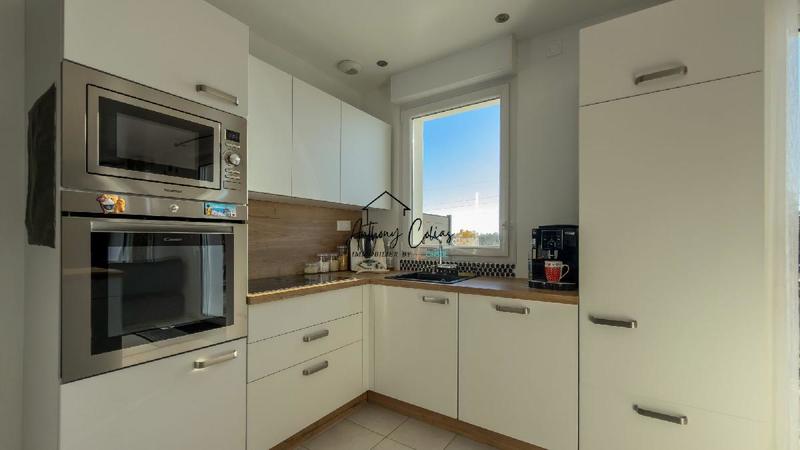 Maison - 84 m² - 3 pièces