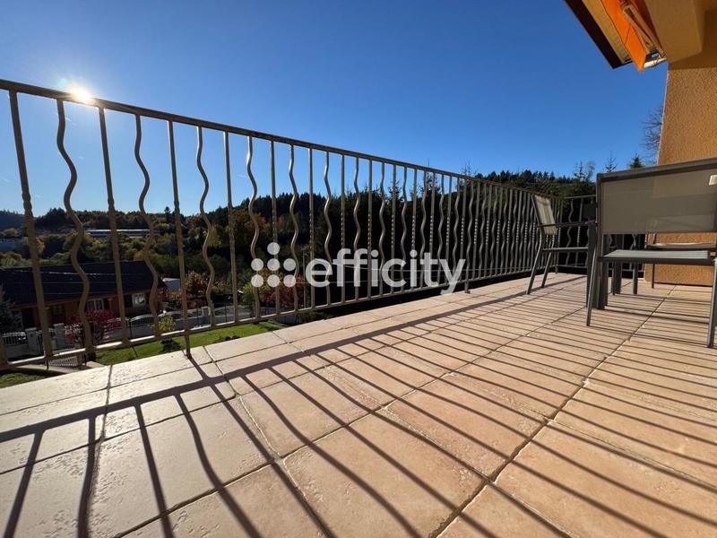 Maison - 160 m² - 8 pièces