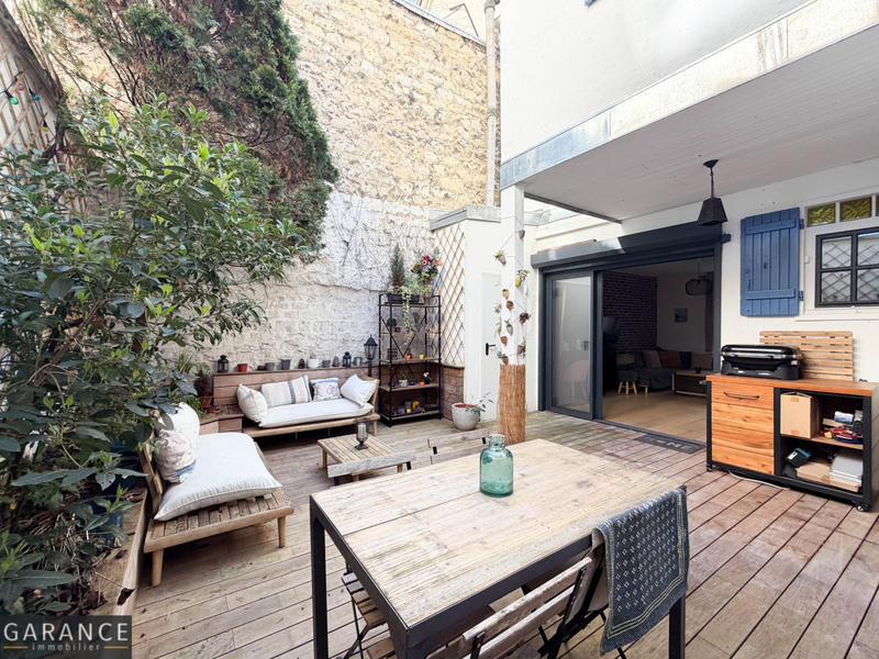 Maison - 151 m² - 6 pièces