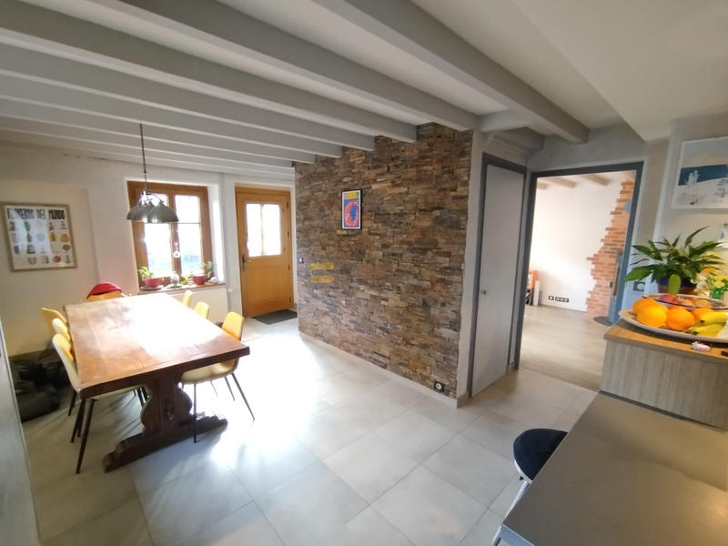 Maison - 95 m² - 4 pièces