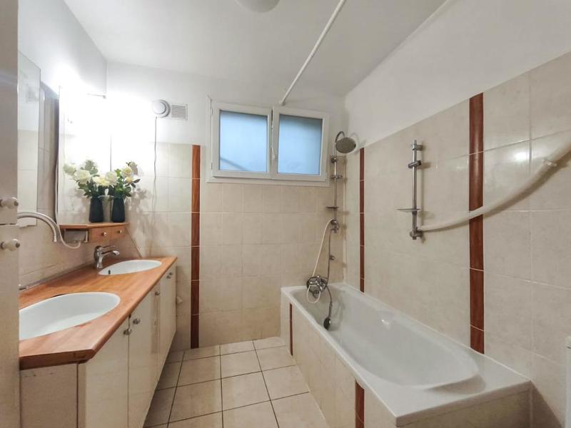 Maison ancienne - 135 m² - 5 pièces