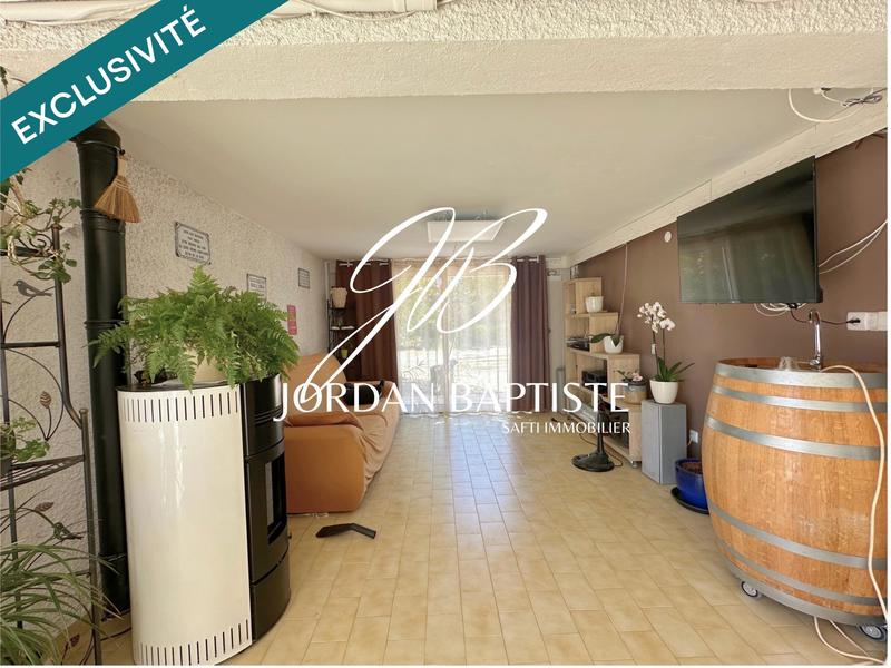 Maison - 250 m² - 12 pièces