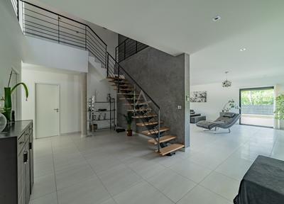 Maison contemporaine - 290 m² - 5 pièces