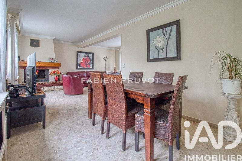 Maison - 151 m² - 7 pièces