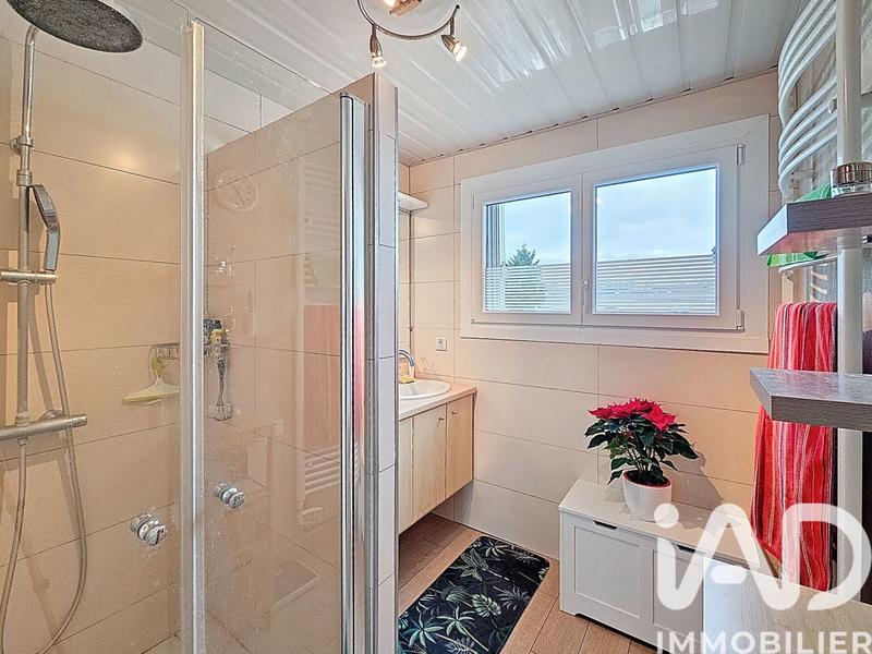 Maison - 105 m² - 5 pièces