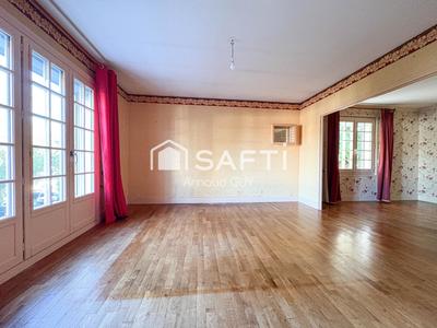 Maison - 89 m² - 5 pièces