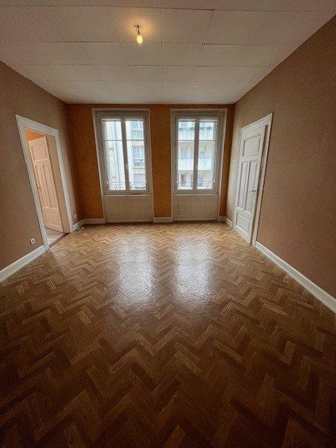 Appartement - 98 m² - 4 pièces