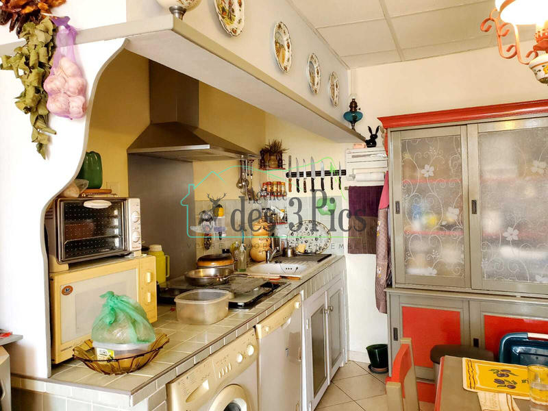 Maison - 210 m² - 6 pièces