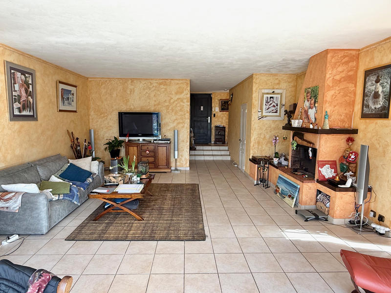 Maison - 138 m² - 4 pièces