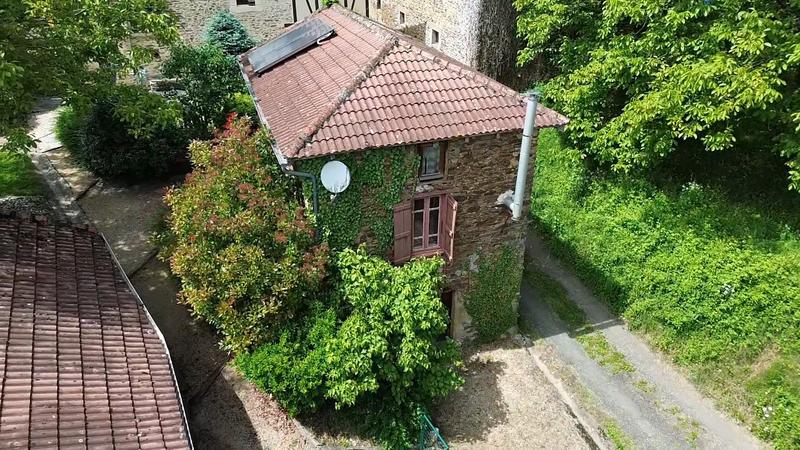 Maison - 227 m² - 10 pièces