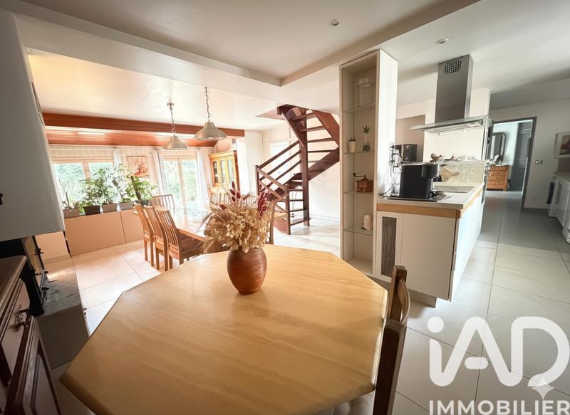 Maison de maîtres - 198 m² - 7 pièces