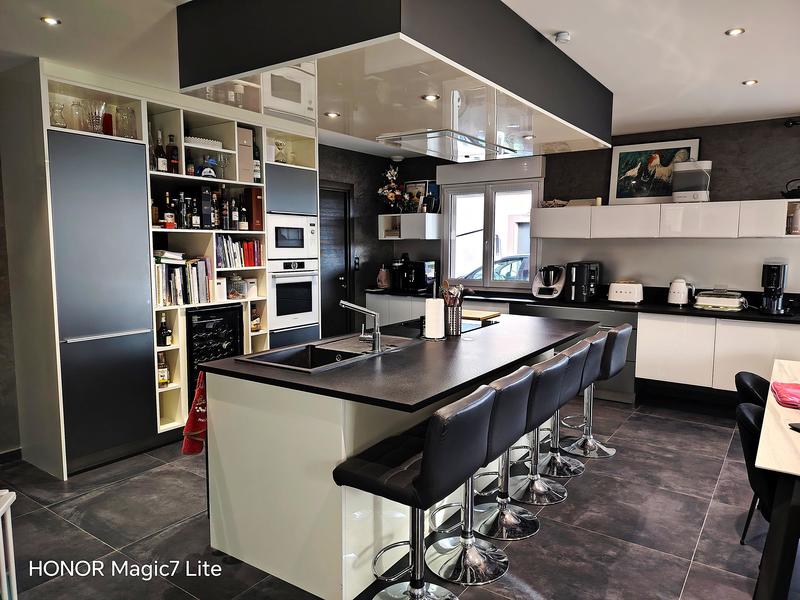 Villa - 130 m² - 5 pièces