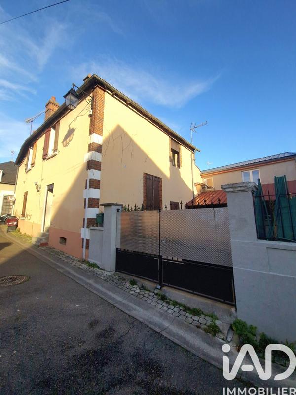 Maison - 101 m² - 8 pièces