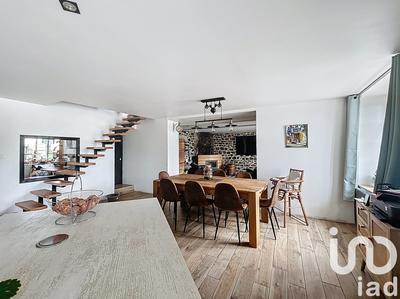 Maison - 187 m² - 5 pièces