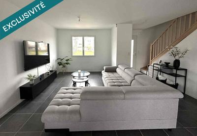 Maison - 96 m² - 4 pièces