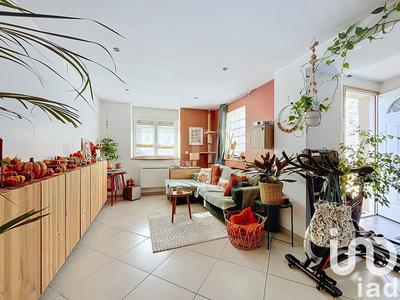 Maison - 85 m² - 3 pièces