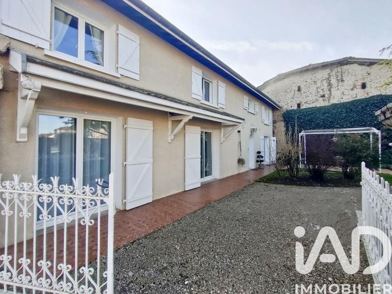 Maison de village - 177 m² - 5 pièces