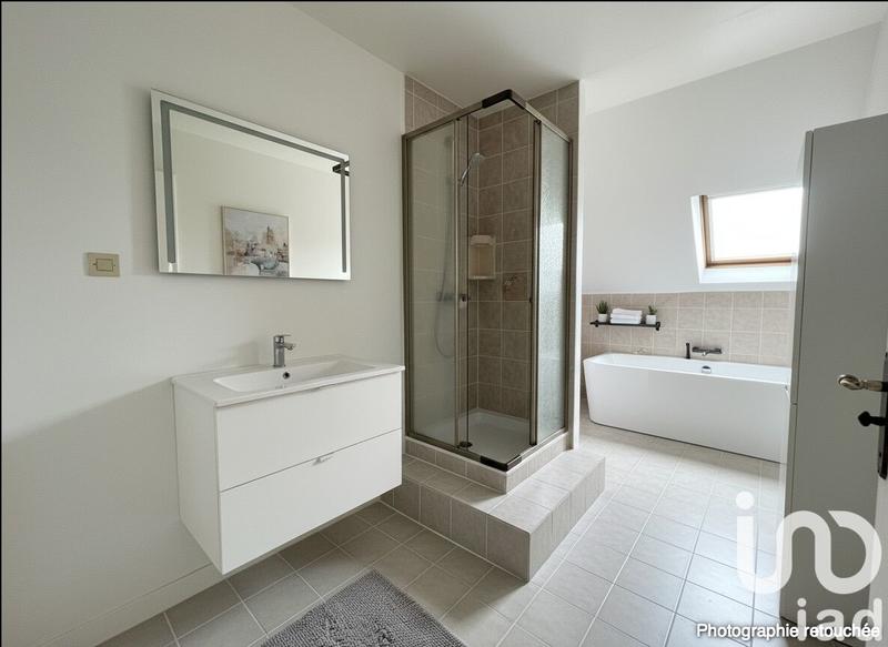 Maison - 88 m² - 4 pièces