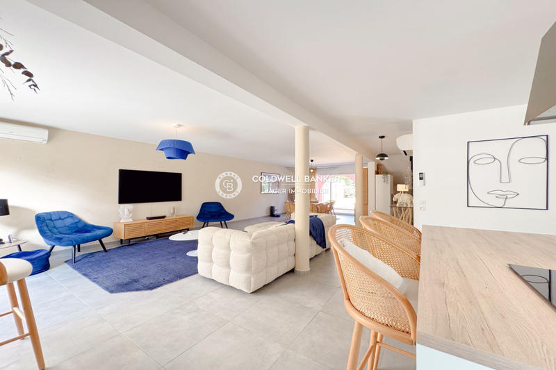 Villa - 181 m² - 5 pièces