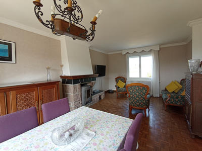 Maison - 183 m² - 6 pièces