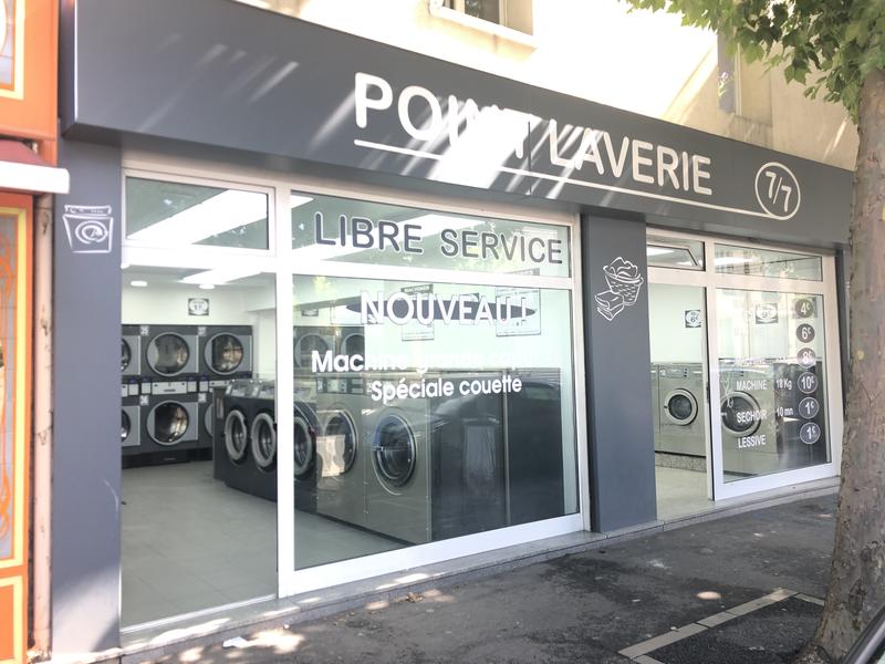 Montreuil Point Laverie