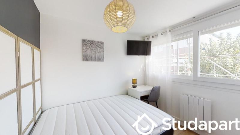 Chambre - 12 m² - 1 pièce