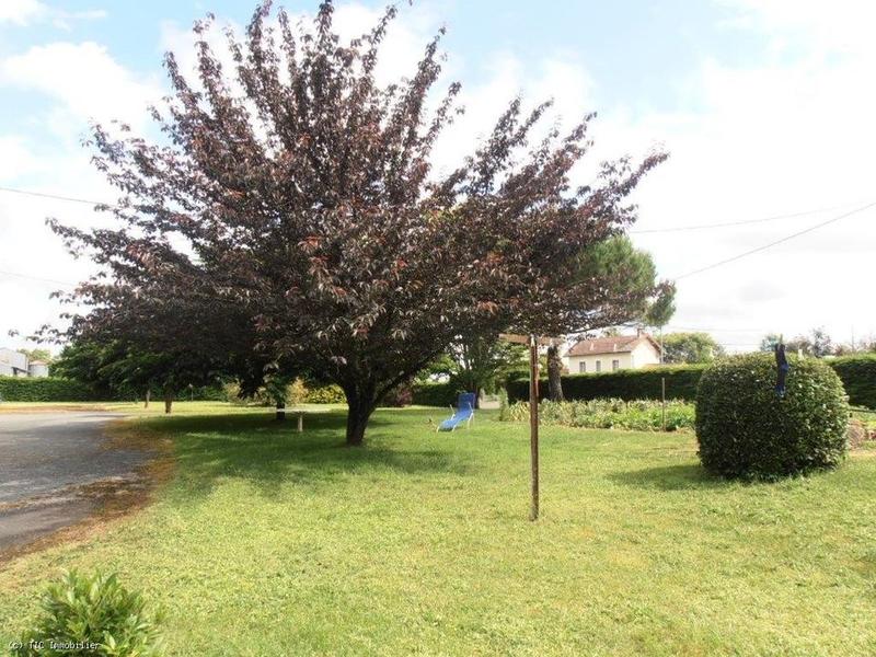 Propriété - 220 m² - 10 pièces