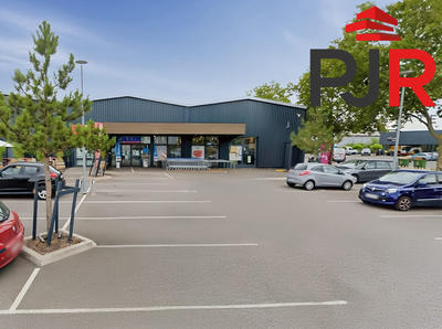 Local commercial - 2 026 m²