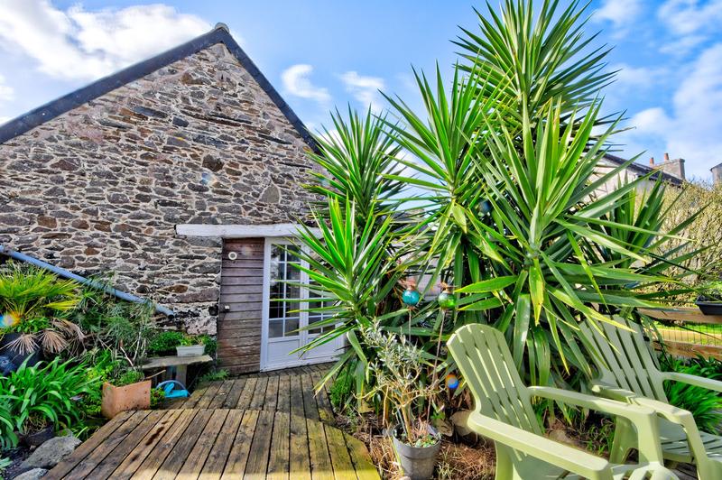 Maison - 161 m² - 6 pièces